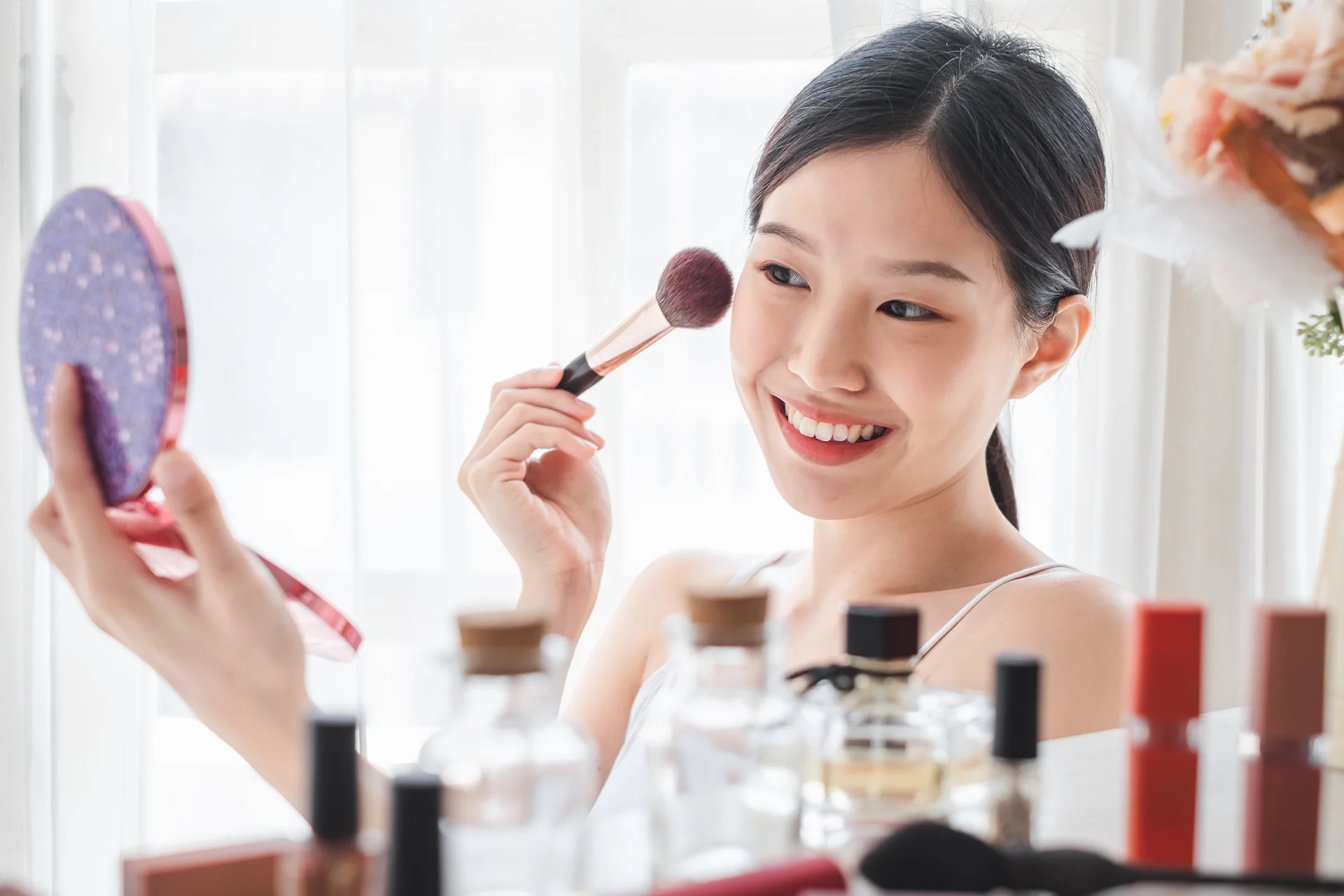 メイク・コスメのアプリで一気に垢抜け!?